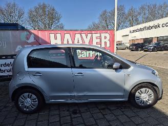 Volkswagen Up! 1.0 move up! Bluemotion picture 2