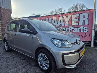 Schadeauto Volkswagen Up! 1.0 BMT take up! 2019/5