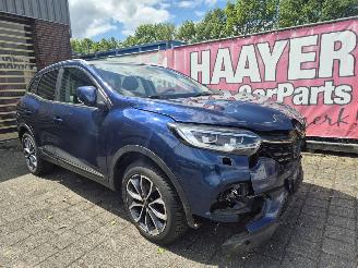 uszkodzony samochody osobowe Renault Kadjar 1.3 tce zen 2020/6