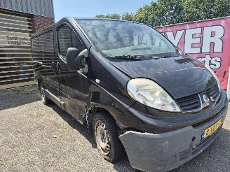 skadebil bedrijf Renault Trafic 2.0 dci t29 L1H1 Generique 2009/5
