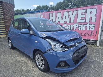 krockskadad bil auto Hyundai I-10 1.0i i-motion comfort 2016/1