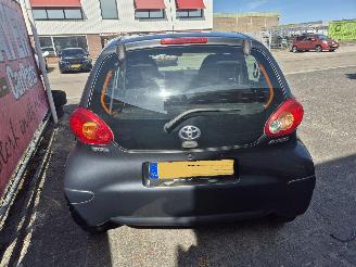 Toyota Aygo 1.0 12v picture 5