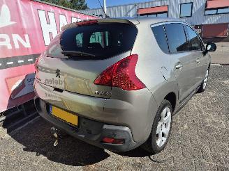 Peugeot 3008 1.6 vti blue lease picture 3