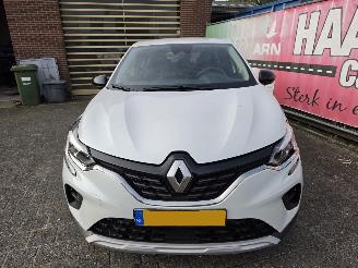 Renault Captur 1.6e-Tech full hybrid 145 evolution picture 9