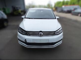 Volkswagen Touran 2.0 TDI picture 1