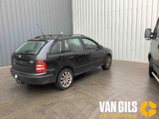 Skoda Fabia  picture 2