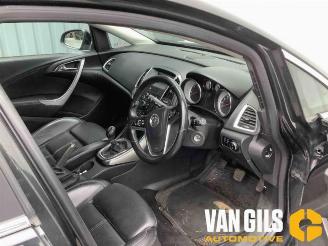 Opel Astra Astra Mk.6 GTC, Hatchback 3-drs, 2011 / 2015 2.0 CDTI 16V 165 picture 2