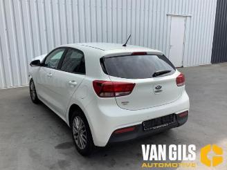Kia Rio Rio IV (YB), Hatchback, 2017 1.2 MPI 16V picture 2