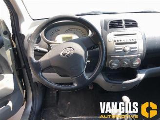 Daihatsu Sirion  picture 9