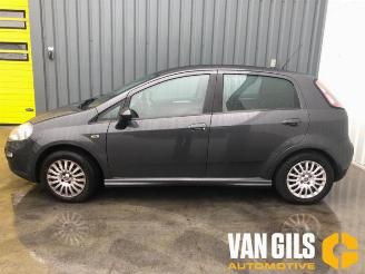 Fiat Punto Punto Evo (199), Hatchback, 2009 / 2012 1.3 JTD Multijet 85 16V Euro 5 picture 4