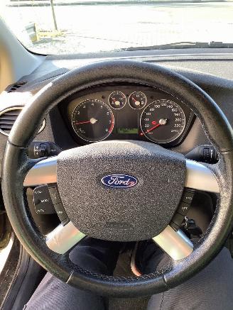 Ford Focus 1.6 16V Combi/o  Benzine 1.596cc 74kW (101pk) picture 15