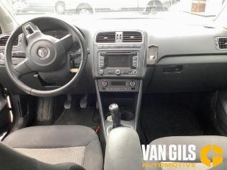 Volkswagen Polo Polo V (6R), Hatchback, 2009 / 2017 1.2 TDI 12V BlueMotion picture 9