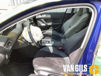 Peugeot 308 308 (L3/L8/LB/LH/LP), Hatchback 5-drs, 2013 / 2021 1.2 12V e-THP PureTech 130 picture 8