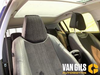 Peugeot 308 308 (L3/L8/LB/LH/LP), Hatchback 5-drs, 2013 / 2021 1.2 12V e-THP PureTech 130 picture 12