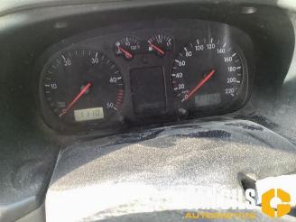 Volkswagen Transporter Transporter/Caravelle T4, Bus, 1990 / 2003 2.5 TDI picture 12