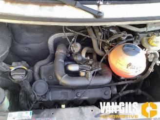 Volkswagen Transporter Transporter/Caravelle T4, Bus, 1990 / 2003 2.5 TDI picture 11