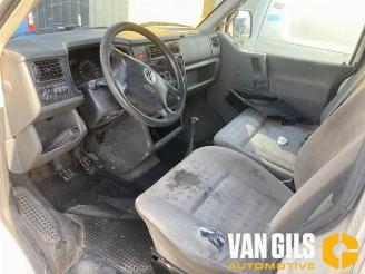 Volkswagen Transporter Transporter/Caravelle T4, Bus, 1990 / 2003 2.5 TDI picture 14