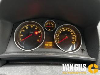 Opel Zafira Zafira (M75), MPV, 2005 / 2015 2.2 16V Direct Ecotec picture 23