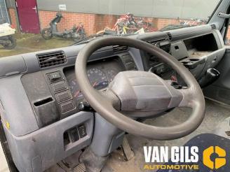 Mitsubishi Canter Canter, Ch.Cab/Pick-up, 2001 3.0 Di-D 16V picture 5
