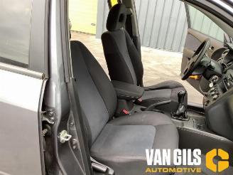 Mitsubishi Outlander Outlander (CU), SUV, 2001 / 2007 2.0 16V 4x2 picture 19