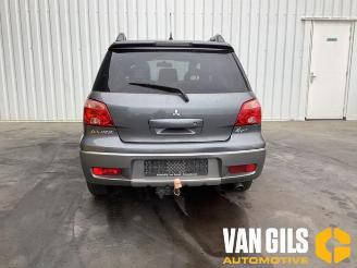 Salvage car Mitsubishi Outlander Outlander (CU), SUV, 2001 / 2007 2.0 16V 4x2 2006/11