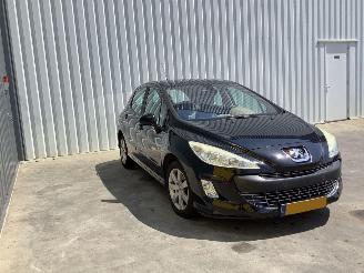 Peugeot 308  picture 3