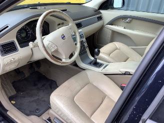 Volvo V-70  picture 13