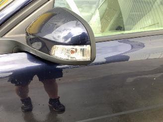 Volvo V-70  picture 9