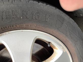 Volvo V-70  picture 11