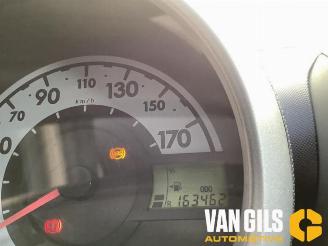 Toyota Aygo Aygo (B10), Hatchback, 2005 / 2014 1.0 12V VVT-i picture 15