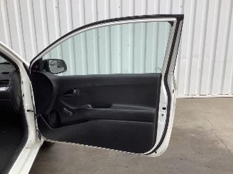 Kia Picanto  picture 11