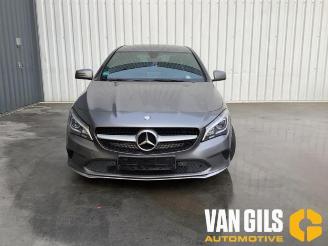 Voiture accidenté Mercedes Cla-klasse CLA Shooting Brake (117.9), Combi, 2015 / 2019 2.2 CLA-200 CDI, 200 d 16V 2018