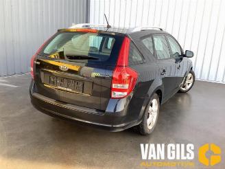 Kia Cee d Cee'd Sporty Wagon (EDF), Combi, 2007 / 2012 1.4 16V picture 2