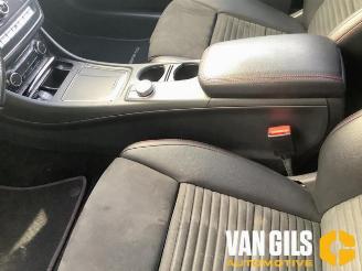Mercedes Cla-klasse CLA (117.3), Sedan, 2013 / 2019 1.6 CLA-180 16V picture 14
