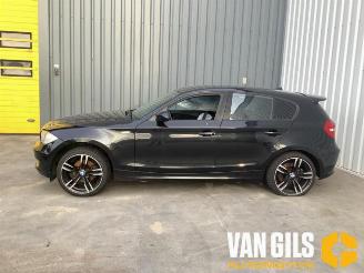 krockskadad bil auto BMW 1-serie 1 serie (E87/87N), Hatchback 5-drs, 2003 / 2012 118i 16V 2007/9