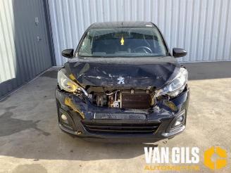 Peugeot 108 108, Hatchback, 2014 1.0 12V VVT-i picture 4