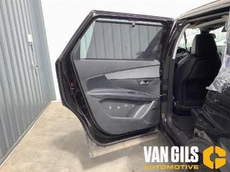 Peugeot 5008 5008 II (M4/MC/MJ/MR), MPV, 2016 / 2024 1.2 12V e-THP PureTech 130 picture 13