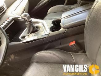 Peugeot 5008 5008 II (M4/MC/MJ/MR), MPV, 2016 / 2024 1.2 12V e-THP PureTech 130 picture 18