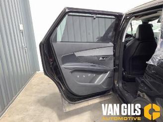 Peugeot 5008 5008 II (M4/MC/MJ/MR), MPV, 2016 / 2024 1.2 12V e-THP PureTech 130 picture 13