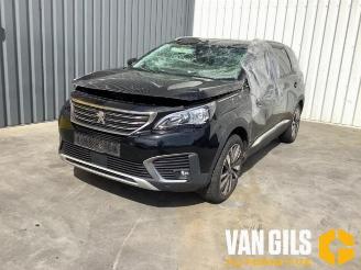 Peugeot 5008 5008 II (M4/MC/MJ/MR), MPV, 2016 / 2024 1.2 12V e-THP PureTech 130 picture 3