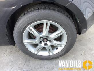 Seat Ibiza Ibiza IV SC (6J1), Hatchback 3-drs, 2008 / 2016 1.4 16V picture 5