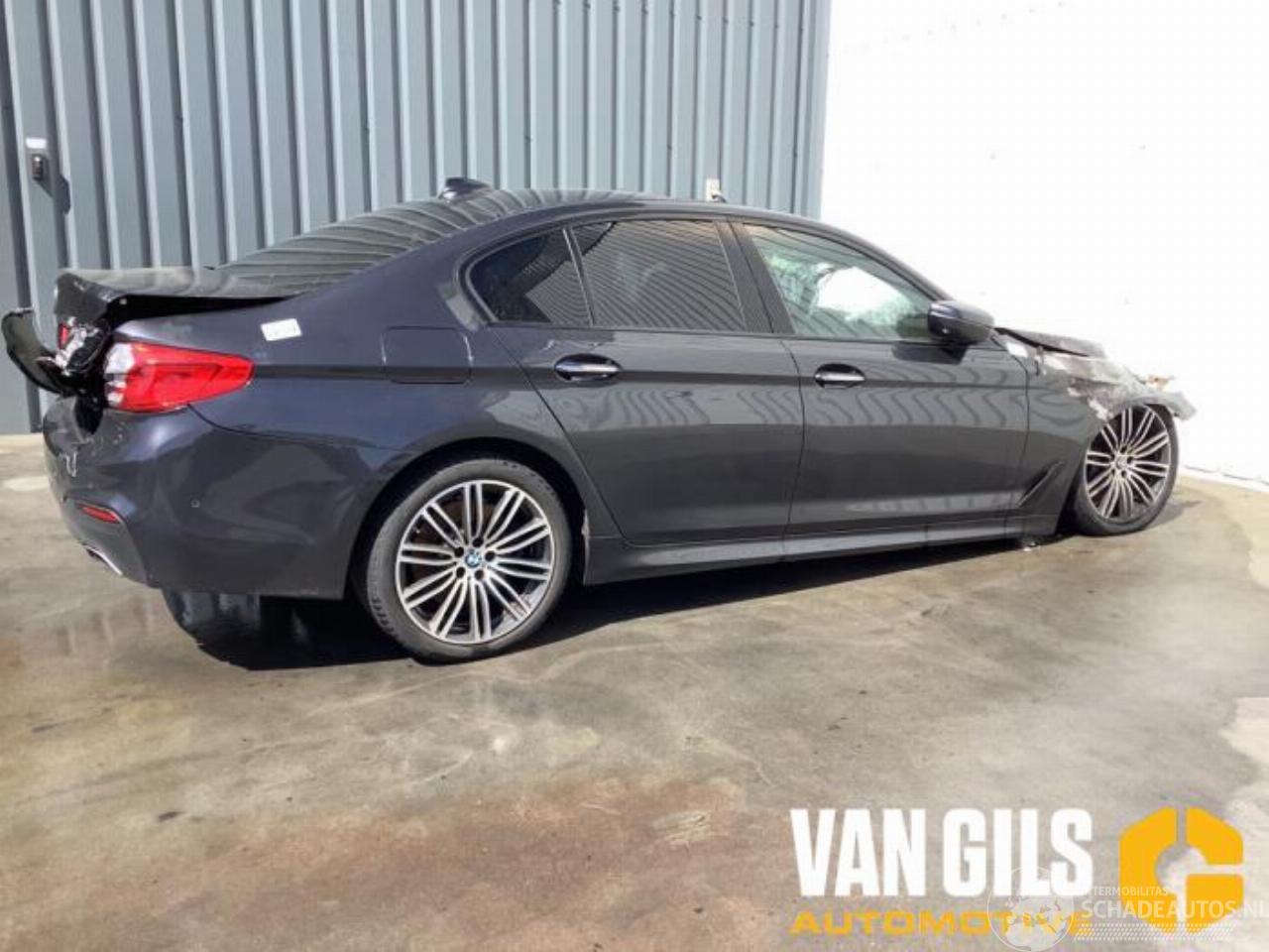 BMW 5-serie 5 serie (G30), Sedan, 2016 540i xDrive 3.0 TwinPower Turbo 24V