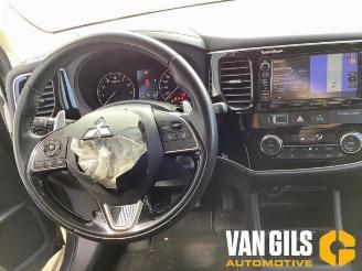 Mitsubishi Outlander Outlander (GF/GG), SUV, 2012 / 2022 2.0 16V 4x2 picture 18