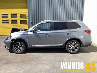 Sloopauto Mitsubishi Outlander Outlander (GF/GG), SUV, 2012 / 2022 2.0 16V 4x2 2016/5