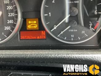 BMW 3-serie 3 serie (E90), Sedan, 2005 / 2011 320i 16V picture 13