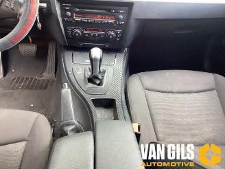 BMW 3-serie 3 serie (E90), Sedan, 2005 / 2011 320i 16V picture 15