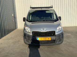 Peugeot Expert Zeer nette auto, start en loopt op 3 cilinders. picture 2