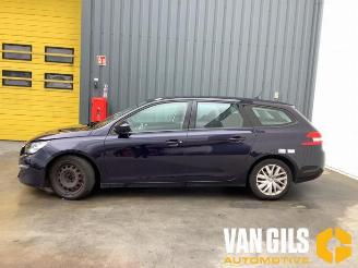 Salvage car Peugeot 308 308 SW (L4/L9/LC/LJ/LR), Combi 5-drs, 2014 / 2021 1.6 BlueHDi 120 2014/9