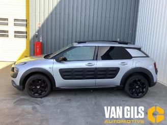 Salvage car Citroën C4 cactus C4 Cactus (0B/0P), Hatchback 5-drs, 2014 1.2 PureTech 82 12V 2018/2