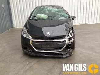 Peugeot 208 208 I (CA/CC/CK/CL), Hatchback, 2012 / 2019 1.2 Vti 12V PureTech 82 picture 14